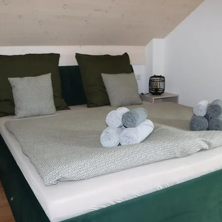 Cozy Cube 1 Luxury Apartments, Nah An Der Messe, 30 Minuten Zu Den Bergen Und Seen, 20 Minuten Nach Muenchen Glonn
