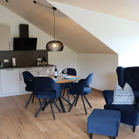 Cozy Cube 1 Luxury Apartments, Nah An Der Messe, 30 Minuten Zu Den Bergen Und Seen, 20 Minuten Nach Muenchen Glonn