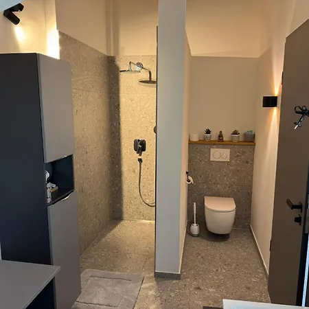 Cozy Cube 1 Luxury Apartments, Nah An Der Messe, 30 Minuten Zu Den Bergen Und Seen, 20 Minuten Nach Muenchen Appartement