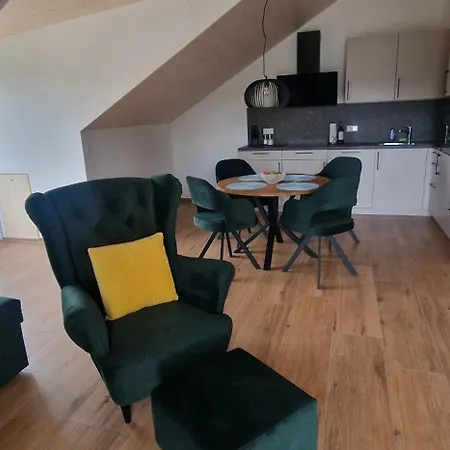 Cozy Cube 1 Luxury Apartments, Nah An Der Messe, 30 Minuten Zu Den Bergen Und Seen, 20 Minuten Nach Muenchen *
