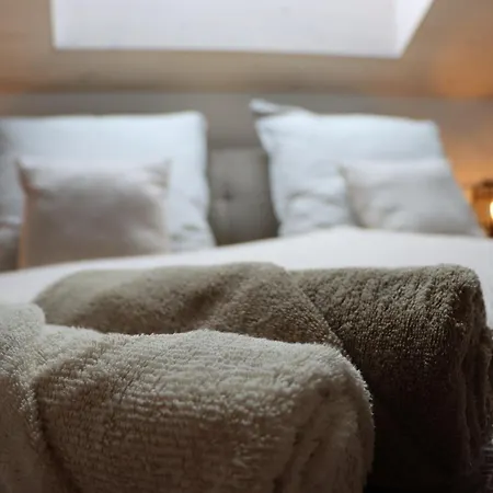 Cozy Cube 1, Nah An Der Messe Muenchen Den Bergen Und Seen Apartment *